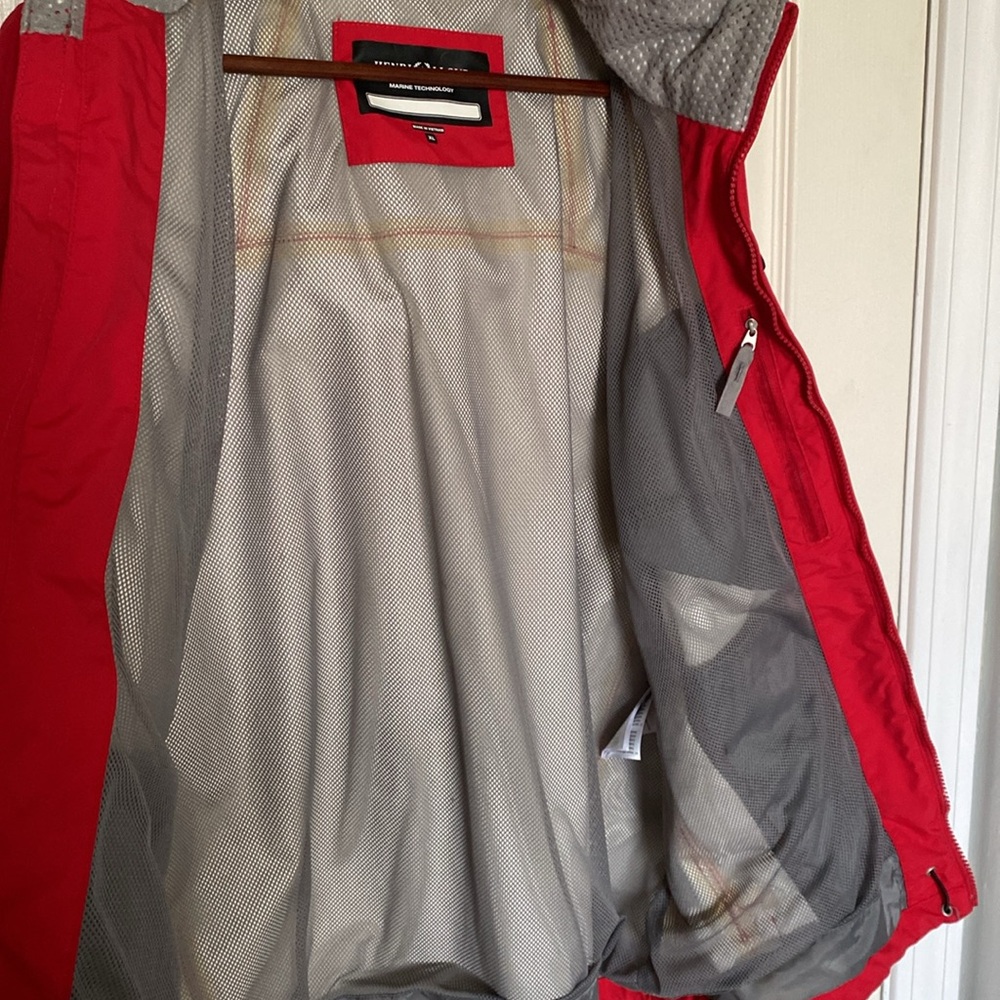 SALE🎈 Henry Lloyd Red Hooded Yachting Jacket with Gray Lining - Picture 13 of 17